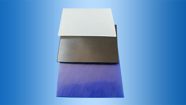 土工膜具有良好的耐熱性和耐寒性